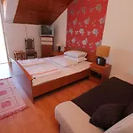 Pansion Arnaut Bed and breakfast